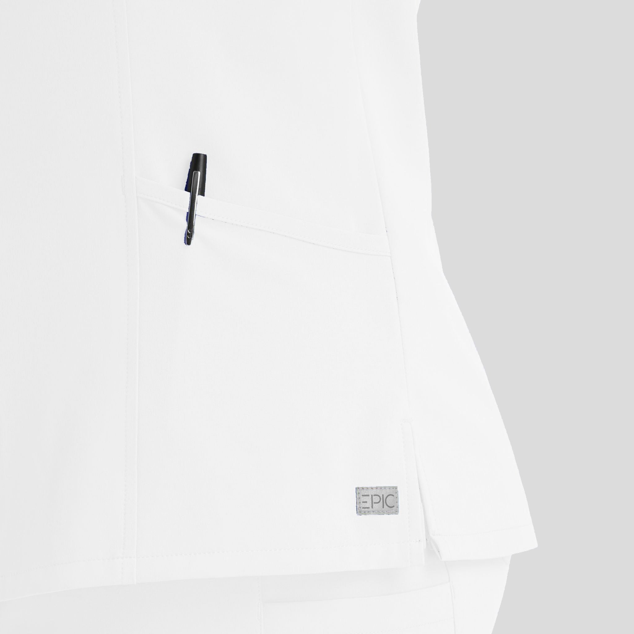 Womenโs Snap Jacket | White