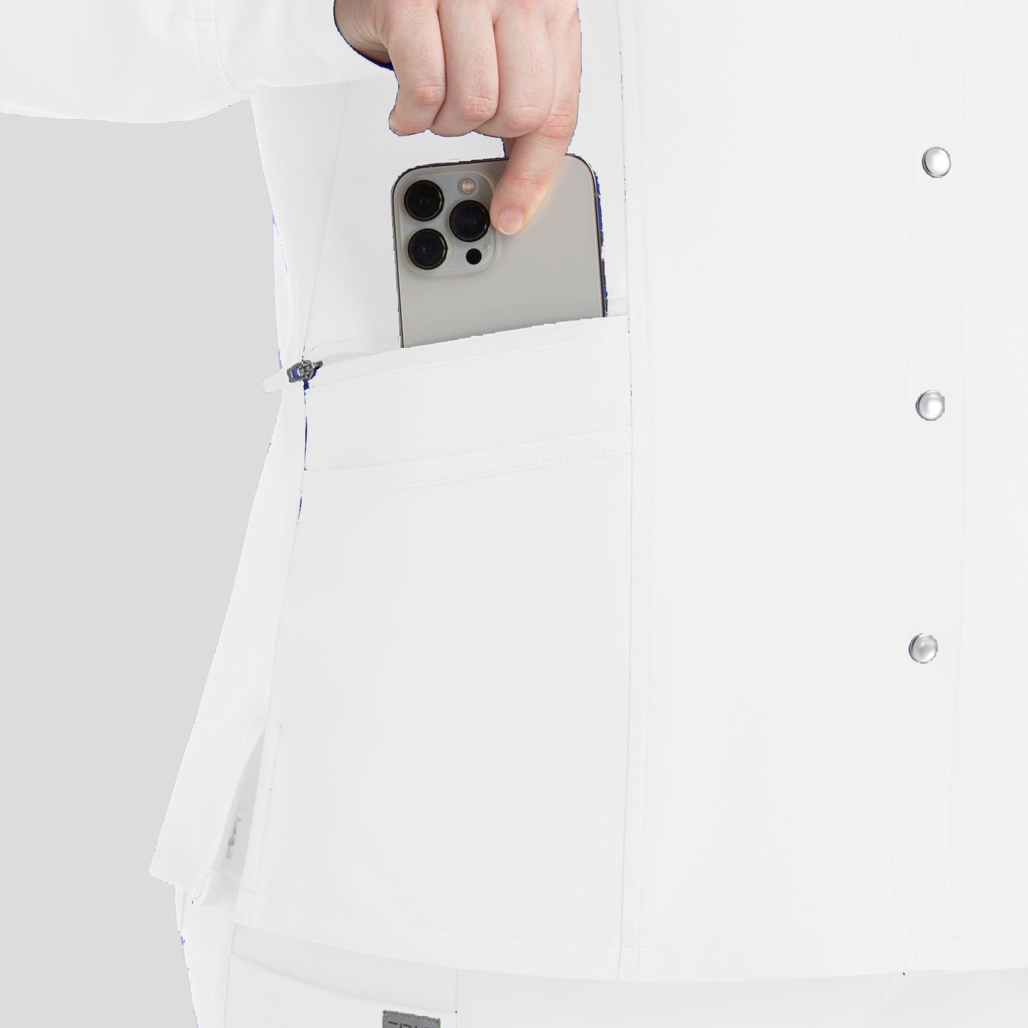 Womenโs Snap Jacket | White