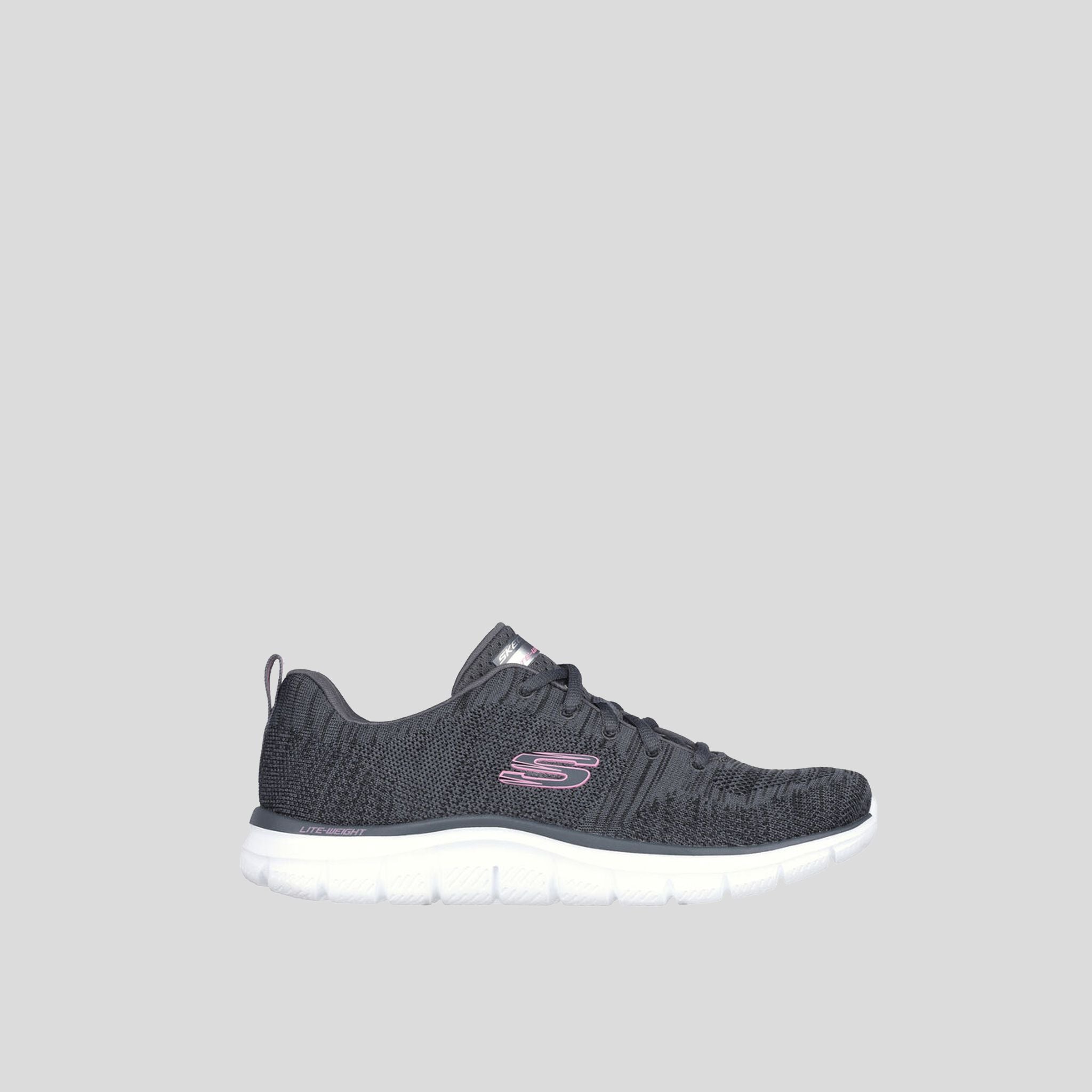 SKETCHERS_Track_DaytimeDreamer_150142_CCPK_RIGHT